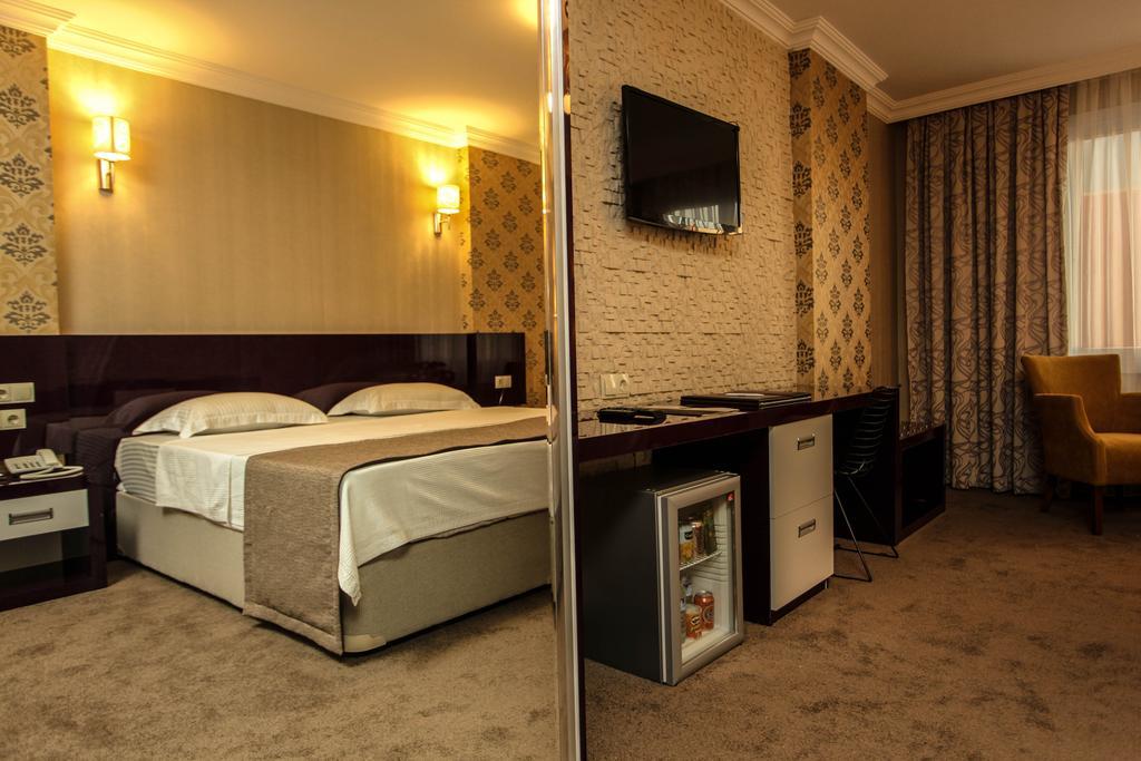 Grand Akcali Otel Iskenderun Exterior photo