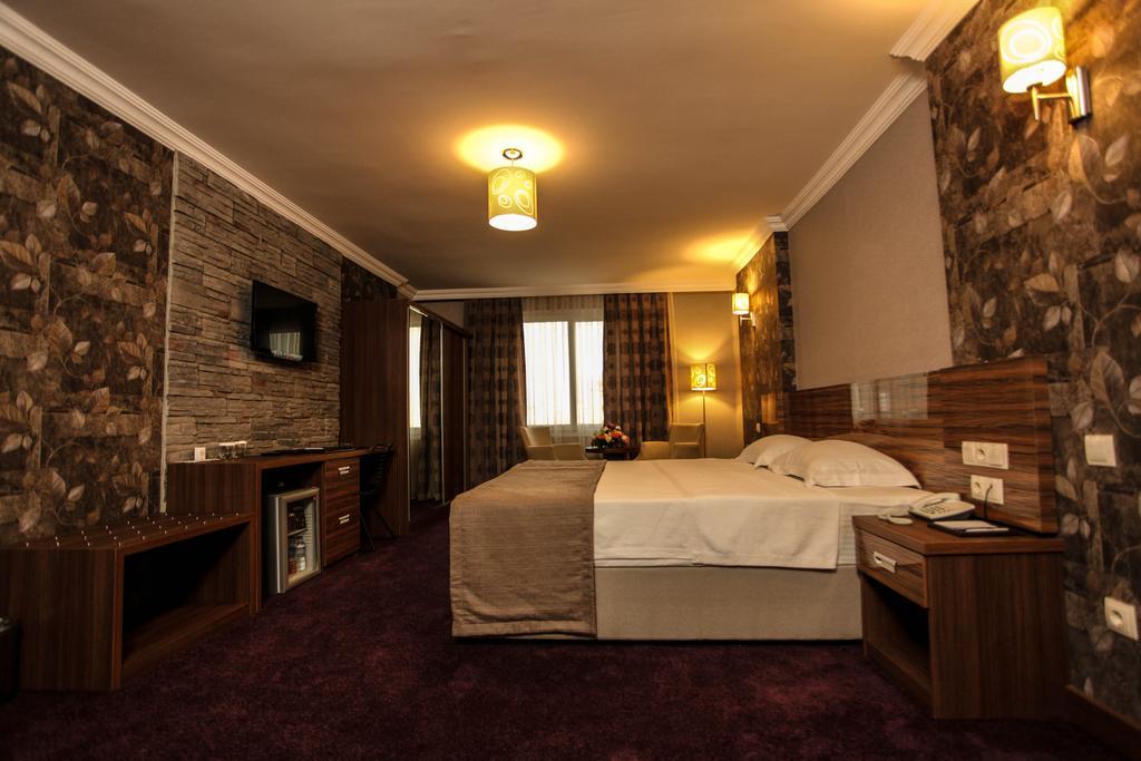 Grand Akcali Otel Iskenderun Exterior photo