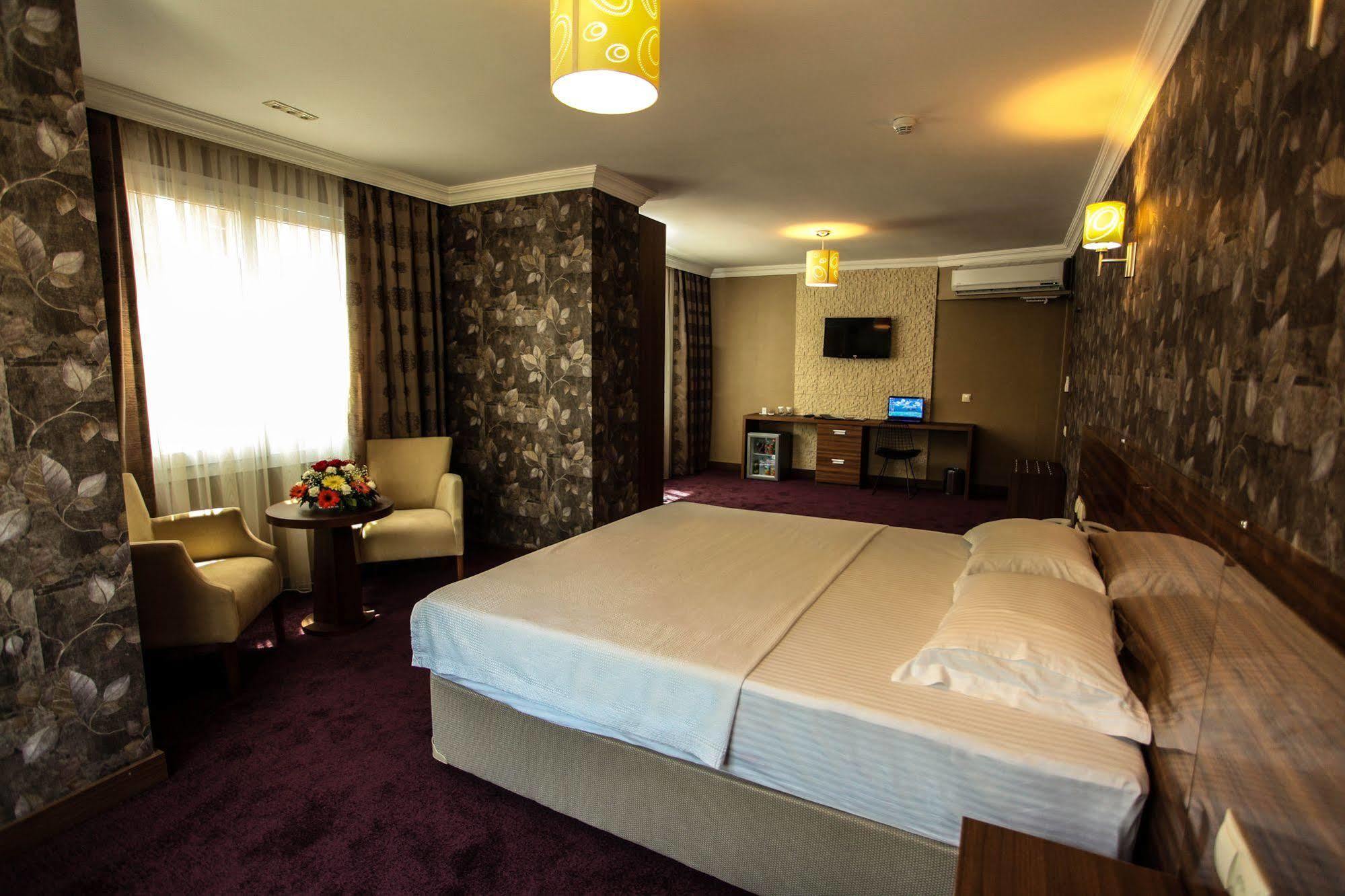 Grand Akcali Otel Iskenderun Exterior photo